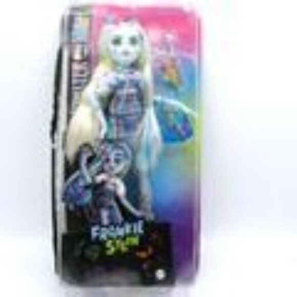 Lot Of 4   3Monster High Dolls Frankie Stein Draculaura Clawdeen Wolf & Boot Acc - Picture 3 of 6